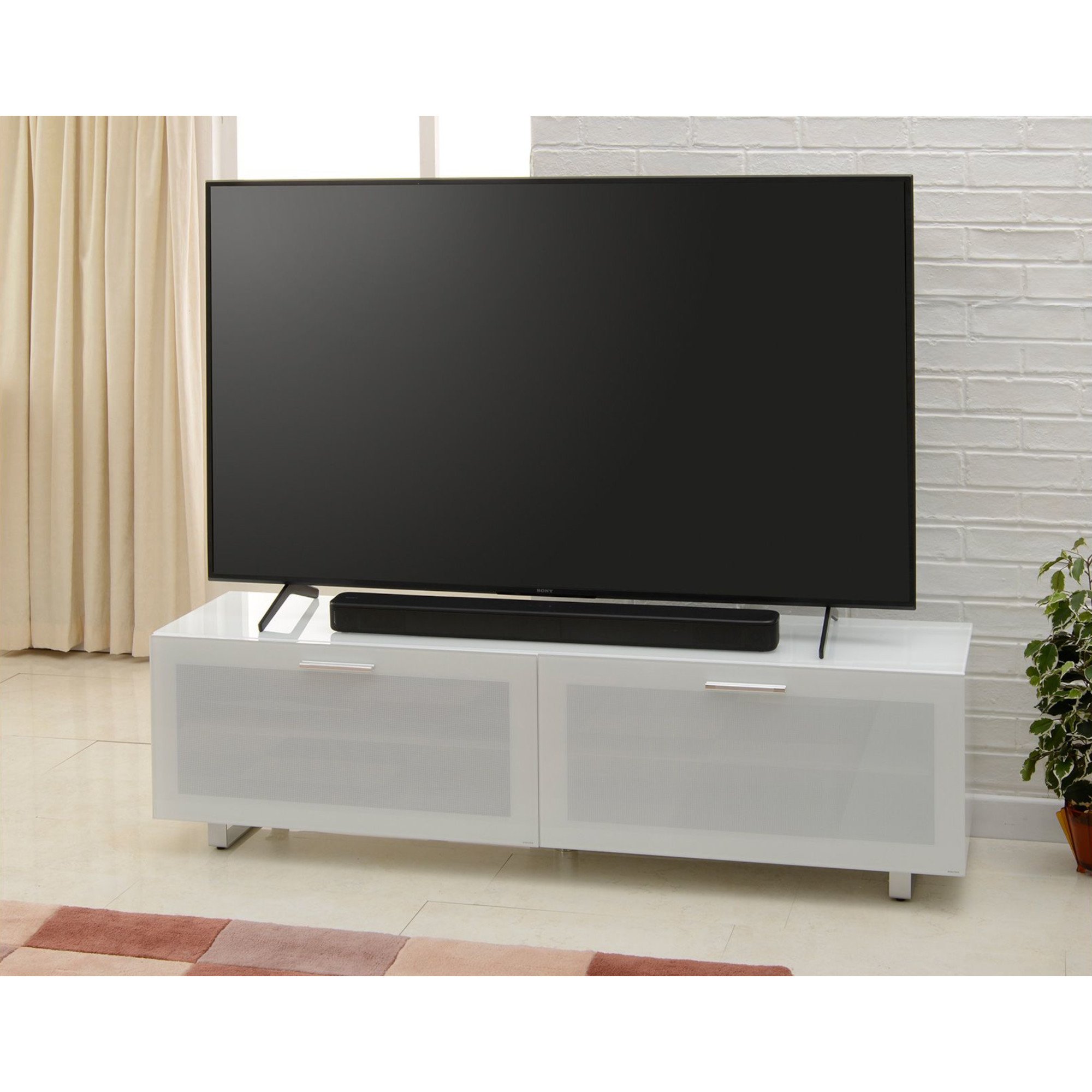 TTAP SOR-1600-WHT Sorento 1600mm Glass Top AV Stand - White
